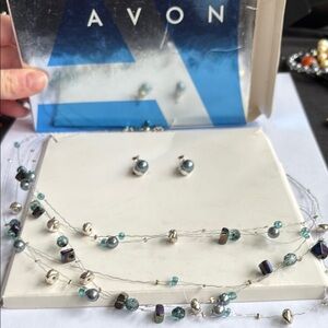 ✨Avon Vintage SP Silver and Blue Jewelry Set